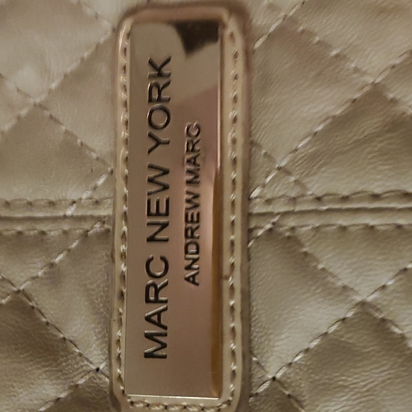 Mark NY purse - Picture 2 of 7